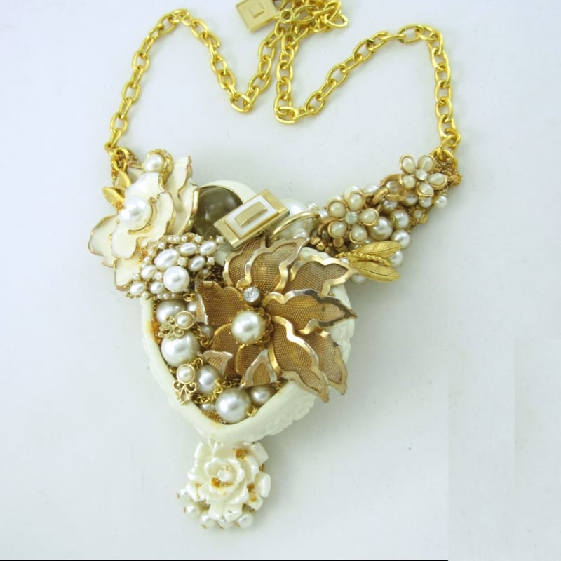 Full Heart Structural Art Couture Necklace